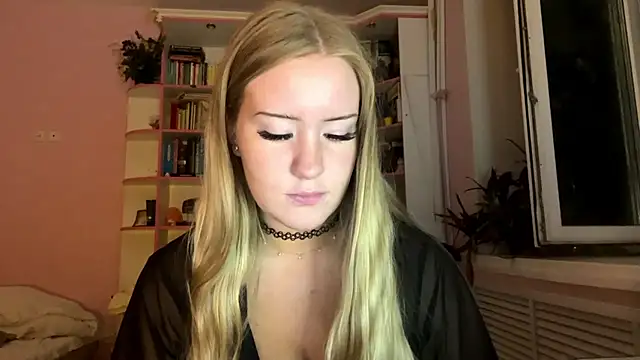 Lisi_Kiss_: онлайн-секс-чат
