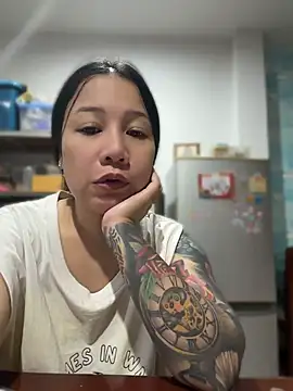 LINDA_HD Obrolan Langsung XXX