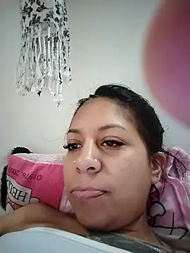 Tiphanydirty3 élő XXX-chatje