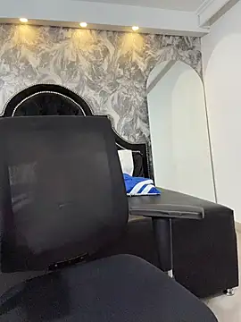 Chat +18 de DilanMiller_ ao vivo
