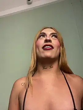 Show de NicolleMonroee na webcam
