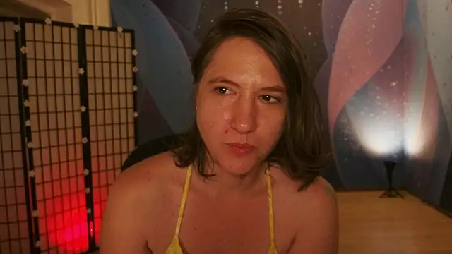 Czat XXX na żywo – Intruderrorry
