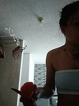 Tiphanydirty3's Live XXX Chat