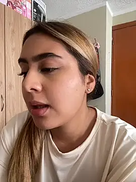 Miabonnett_'s Live XXX Chat