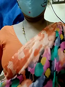 הופעת וובקאם של sushma26