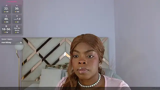 XXX chat uživo modela Maiacharris_