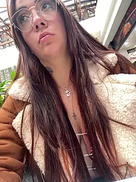 arilynn_ Chat XXX in diretta