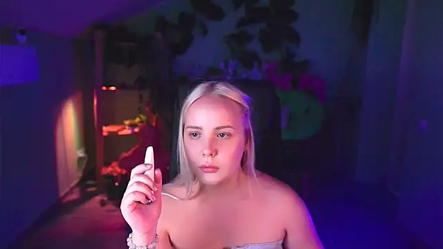 stellawatts Chat XXX in diretta