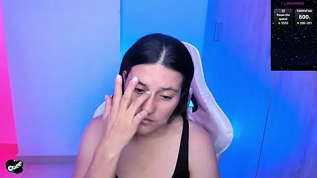 Chat XXX Live Saskyaa