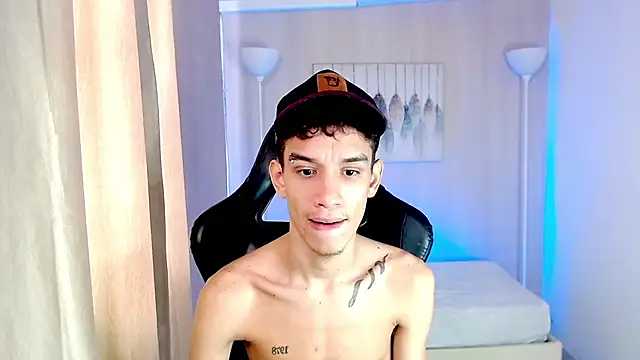 YorYo_hotn Webbikameraesitys
