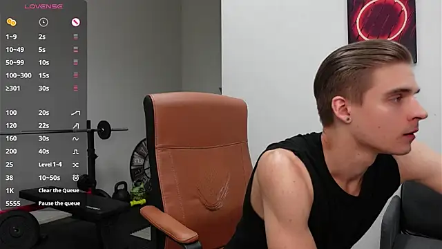 David_Heath's Live XXX Chat
