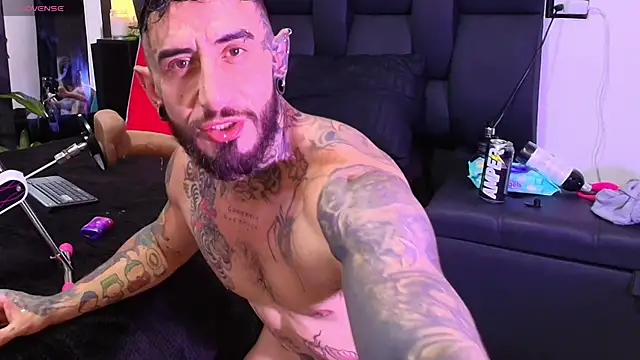 Chat +18 de dilan_scootk_j ao vivo