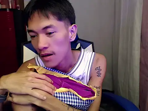 แชท XXX สดของ riks_tyler