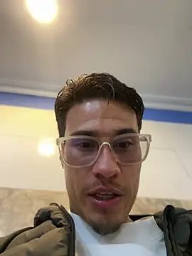 Chat +18 de TavoHot_ ao vivo