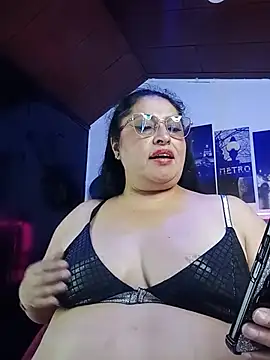 Chat XXX en directo de Keyla01_