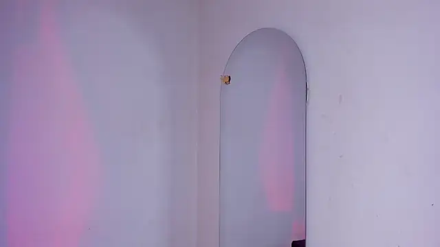 Viioleett_cum Adlı Modelin Canlı XXX Sohbeti