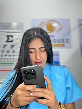 Živý XXX chat CAROLINE__07
