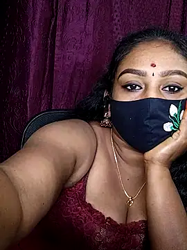 Tamil_Soniya Adlı Modelin Canlı XXX Sohbeti