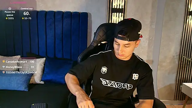 Chat XXX en directo de Noah_Clarkk