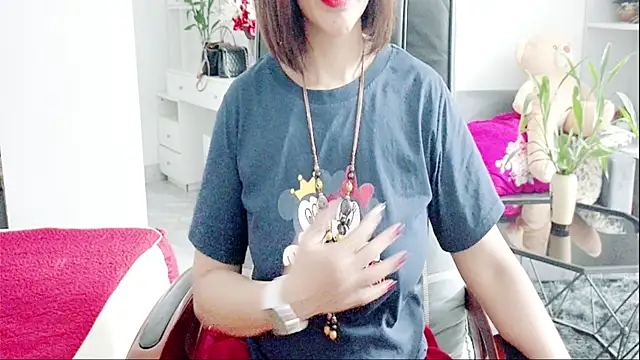 Chat +18 de Miu-Le ao vivo