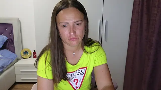 xxxPlayboydollxxx élő XXX-chatje