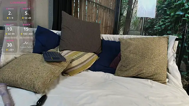 LukeCrews Live XXX Chat