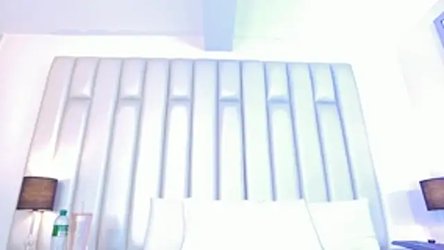 aandreaperez's Live XXX Chat