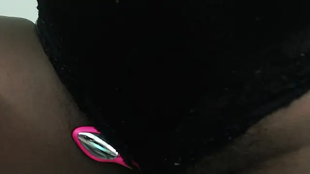 NahomyHawk Chat XXX in diretta