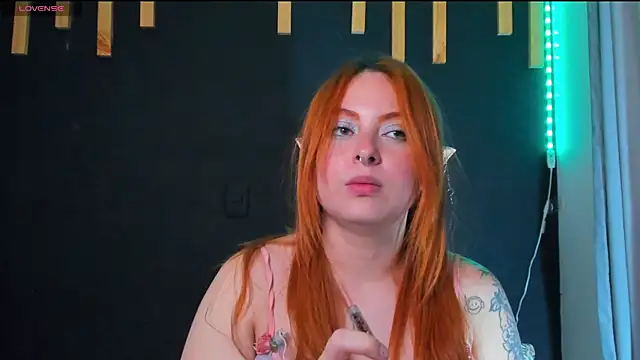Chat +18 de izyzys_baker ao vivo