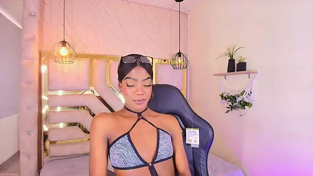 Nahara24_ Chat XXX live