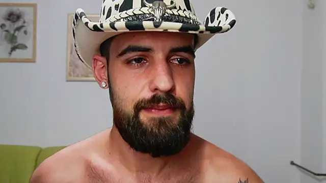 Czat XXX na żywo – HairyRobxxx