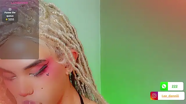 DanniLee_ webcam show