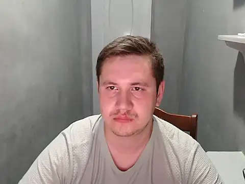 Max_Marlynn Webbikameraesitys