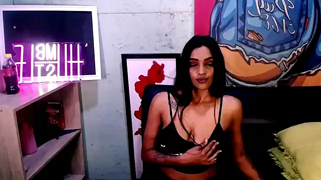 Indianzaraxxx webcam show