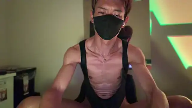 HORNY_RYU Chat XXX in diretta