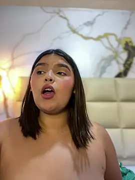 Lia_sexx XXX чат на живо