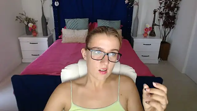 XXX chat uživo modela Yennyloves