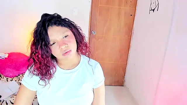 Emily_Coper18 라이브 XXX 채팅