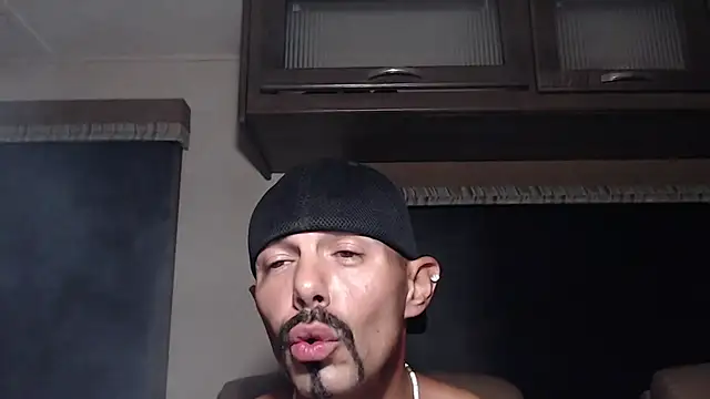 Czat XXX na żywo – ThickD2C