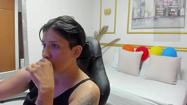 Chat +18 de mistress_flame ao vivo