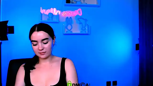monica_xcx's Live XXX Chat