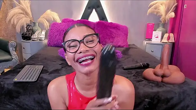 AtheneaBrownn live XXX chat