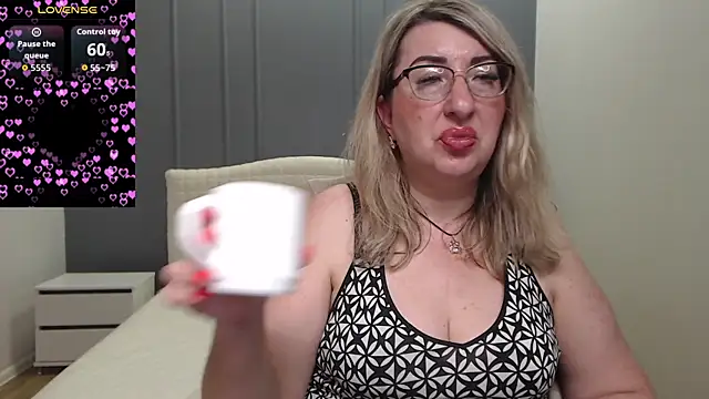 KKMimiKK – Live XXX-chat