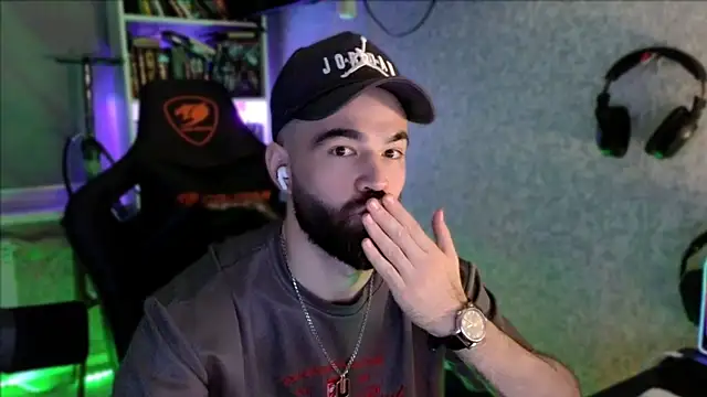 Živý XXX chat _Serious_Man