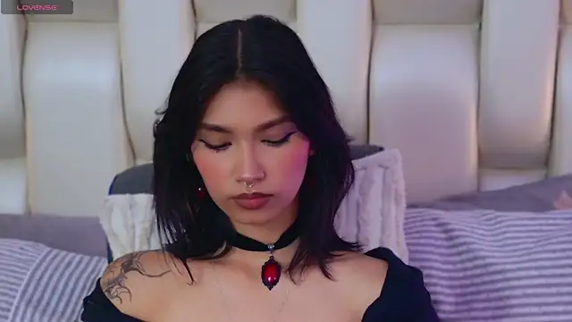 Mimi_Nyx's Live XXX Chat