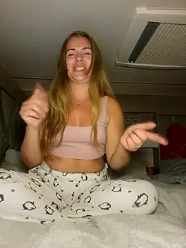 VanLifeVixenn Live XXX chat