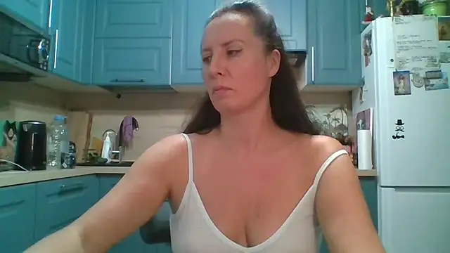 ALICAINWONDERLAND live XXX chat