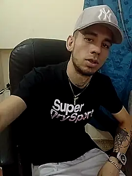 Chat +18 de Tokioxx ao vivo