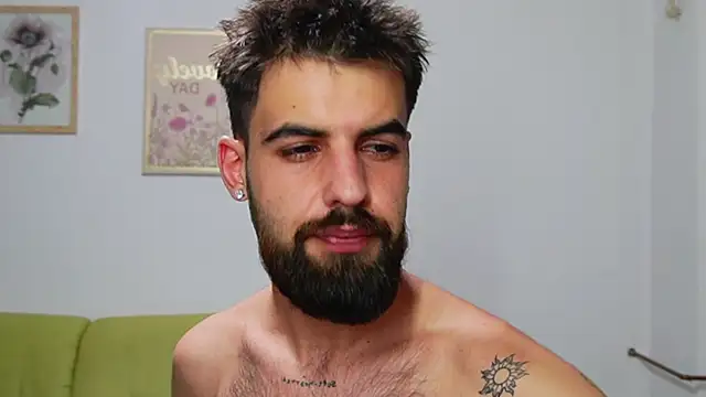 دردشة HairyRobxxx الجنسية المباشرة