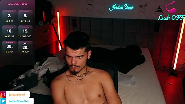JordanShow Live XXX Chat
